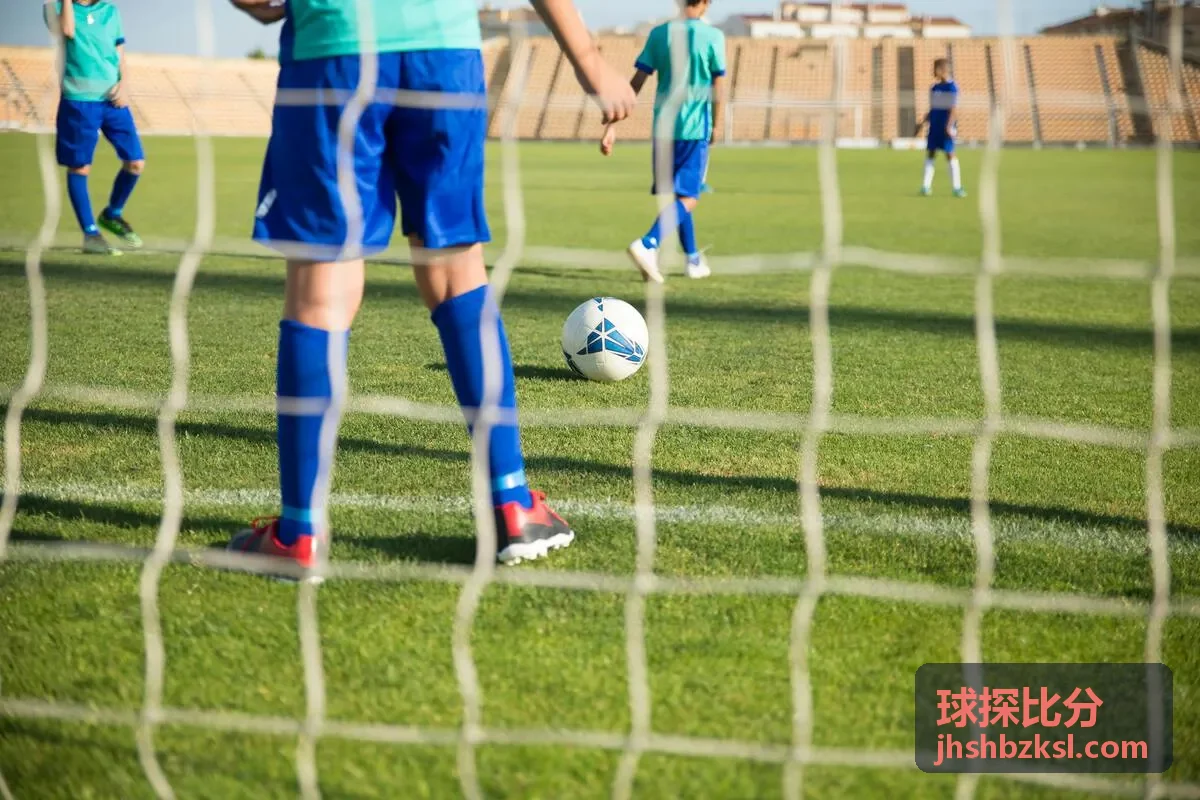 球探比分赛后战报：国家德比精彩回顾